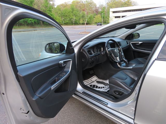 2015 Volvo V60 Cross Country 2015.5 4dr Wagon T5 AWD - 23017644 - 16