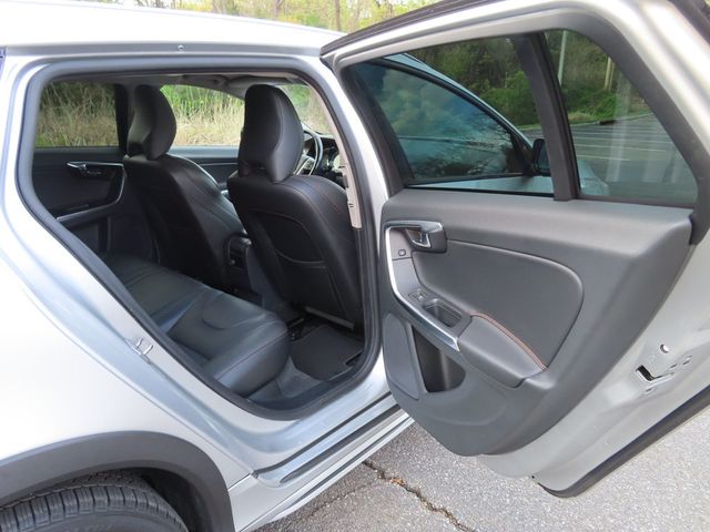 2015 Volvo V60 Cross Country 2015.5 4dr Wagon T5 AWD - 23017644 - 22