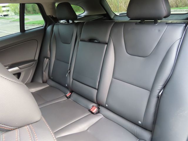 2015 Volvo V60 Cross Country 2015.5 4dr Wagon T5 AWD - 23017644 - 27