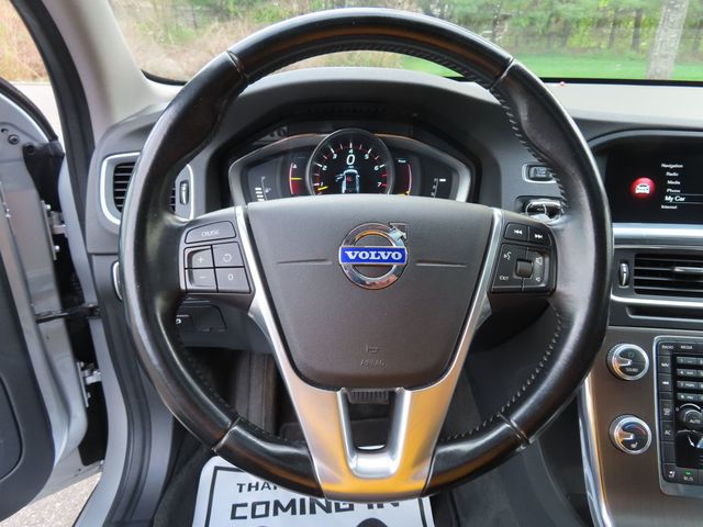 2015 Volvo V60 Cross Country 2015.5 4dr Wagon T5 AWD - 23017644 - 39