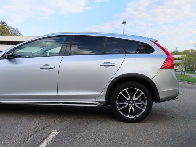 2015 Volvo V60 Cross Country 2015.5 4dr Wagon T5 AWD - 23017644 - 6