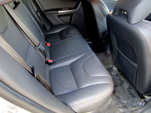 2015 Volvo V60 Cross Country 2015.5 4dr Wagon T5 AWD - 22991263 - 17