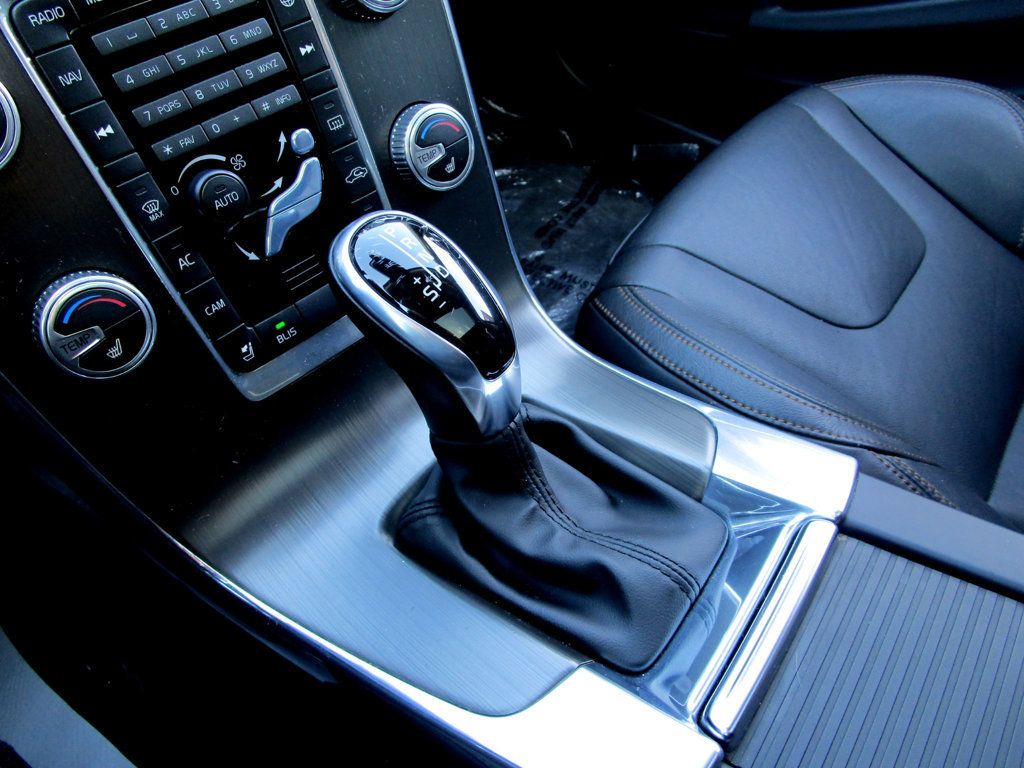 2015 Volvo V60 Cross Country 2015.5 4dr Wagon T5 AWD - 22991263 - 23