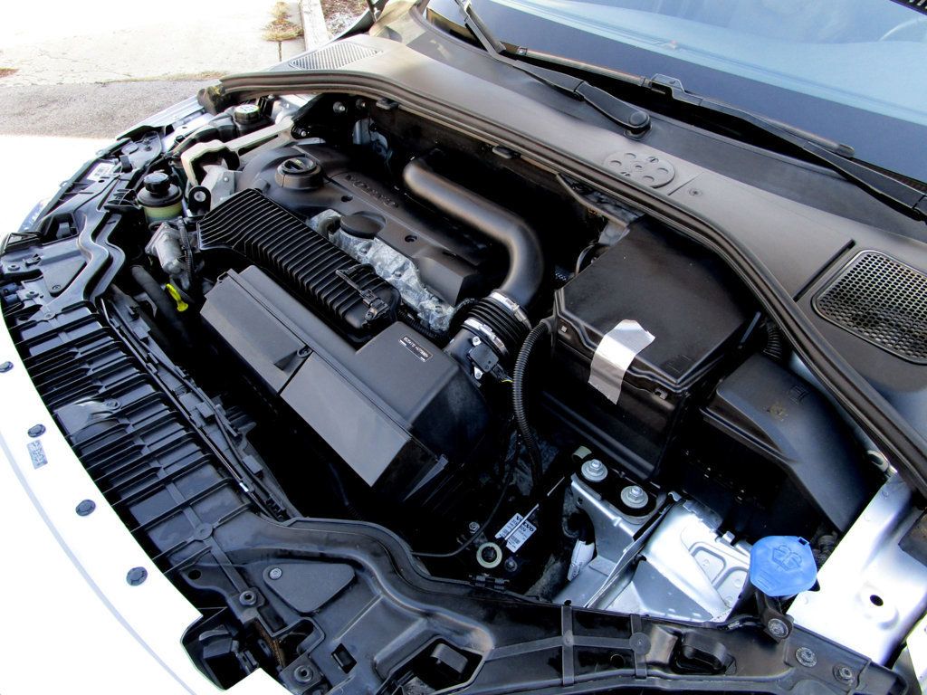 2015 Volvo V60 Cross Country 2015.5 4dr Wagon T5 AWD - 22991263 - 36