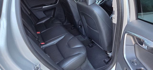 2015 Volvo XC60 1 Owner VERY LOW MILES 2 Keys LOADED Rare 615-300-6004 - 22991523 - 17