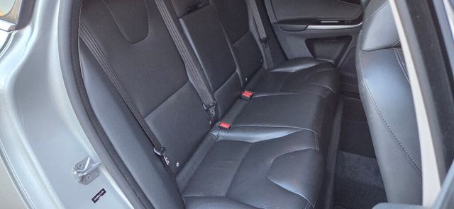 2015 Volvo XC60 1 Owner VERY LOW MILES 2 Keys LOADED Rare 615-300-6004 - 22991523 - 19