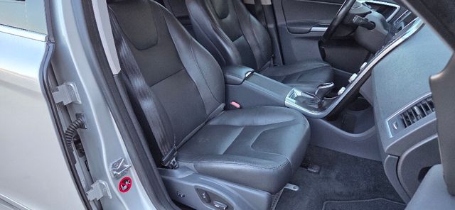 2015 Volvo XC60 1 Owner VERY LOW MILES 2 Keys LOADED Rare 615-300-6004 - 22991523 - 22