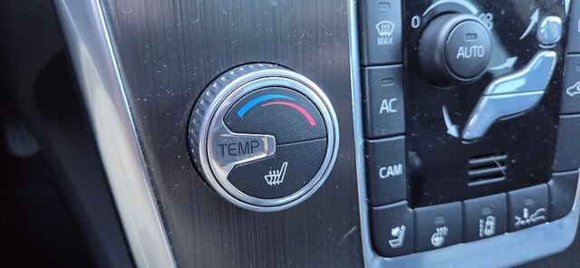 2015 Volvo XC60 1 Owner VERY LOW MILES 2 Keys LOADED Rare 615-300-6004 - 22991523 - 36