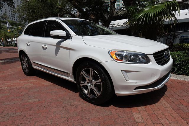 2015 Volvo XC60 2015.5 AWD 4dr T6 - 23045180 - 16
