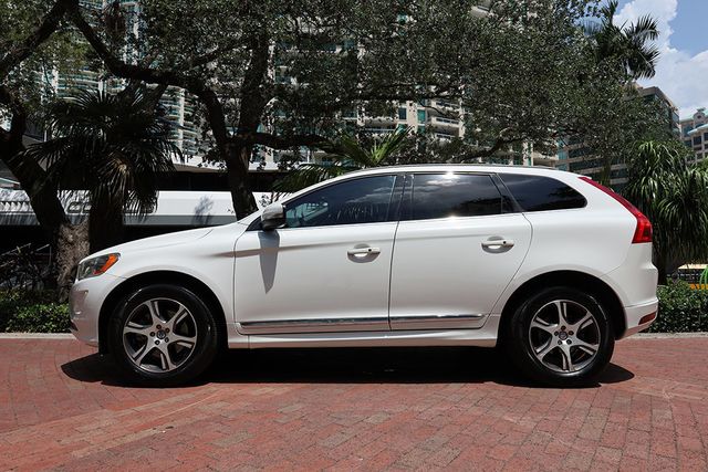2015 Volvo XC60 2015.5 AWD 4dr T6 - 23045180 - 21