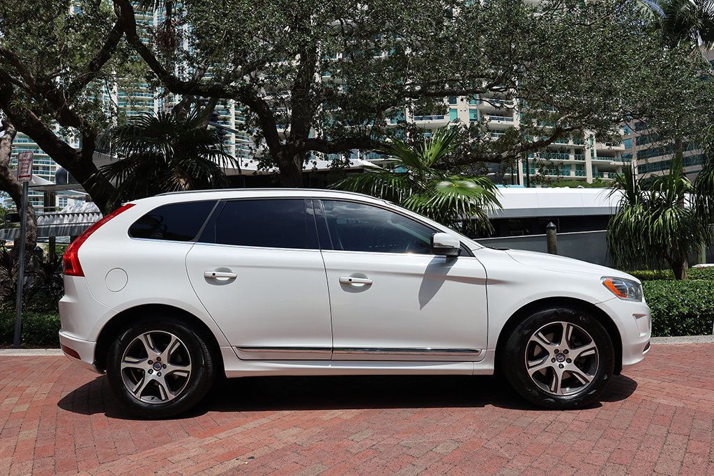 2015 Volvo XC60 2015.5 AWD 4dr T6 - 23045180 - 2