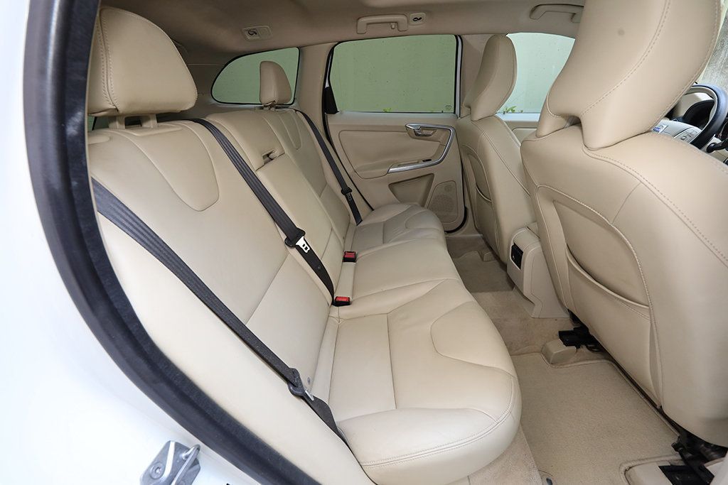 2015 Volvo XC60 2015.5 AWD 4dr T6 - 23045180 - 6