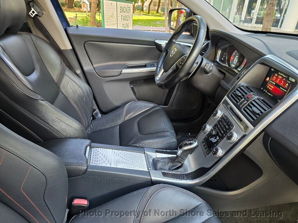 2015 Volvo XC60 2015.5 FWD 4dr T6 Drive-E Platinum - 22932078 - 45