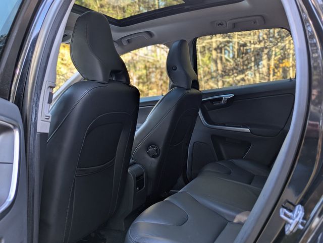 2015 Volvo XC60 FWD 4dr T5 Drive-E Premier - 22962940 - 15