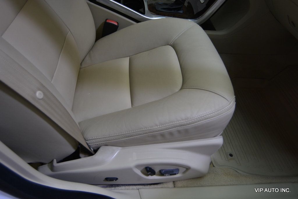 2015 Volvo XC70 2015.5 FWD 4dr Wagon T5 Drive-E Premier - 22956524 - 17