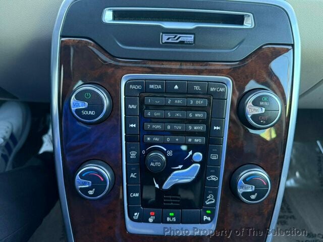 2015 Volvo XC70 XC70 T6 PLATINUM AWD W/ BLIND SPOT AND CLIMATE PKGS - 22963394 - 27