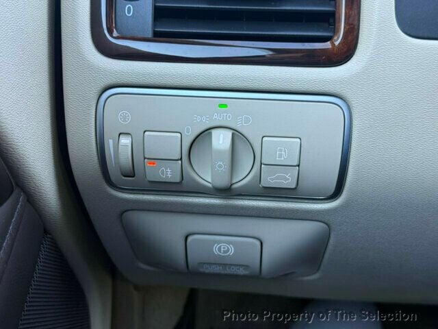 2015 Volvo XC70 XC70 T6 PLATINUM AWD W/ BLIND SPOT AND CLIMATE PKGS - 22963394 - 28