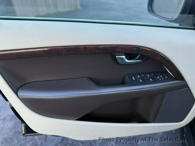 2015 Volvo XC70 XC70 T6 PLATINUM AWD W/ BLIND SPOT AND CLIMATE PKGS - 22963394 - 31