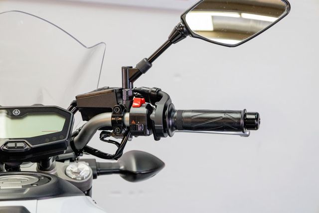 2015 YAMAHA FZ07 1-OWNER VERY NICE!!! - 22958963 - 10