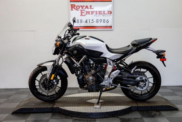 2015 YAMAHA FZ07 1-OWNER VERY NICE!!! - 22958963 - 1