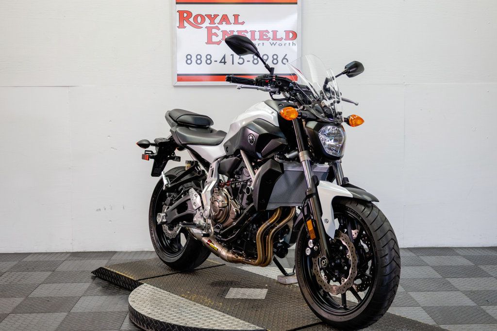 2015 YAMAHA FZ07 1-OWNER VERY NICE!!! - 22958963 - 2