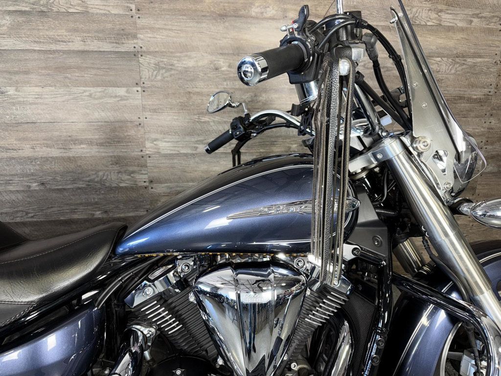 2015 Yamaha V Star 1300 Tourer SUPER CLEAN! - 22937092 - 3
