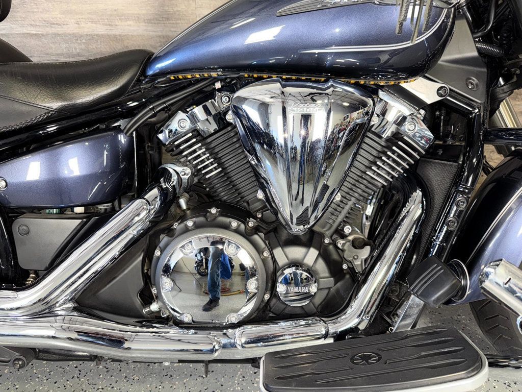 2015 Yamaha V Star 1300 Tourer SUPER CLEAN! - 22937092 - 4