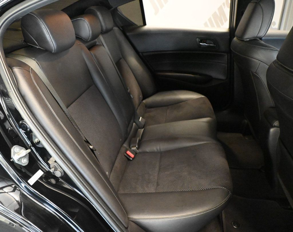 Acura ILX photo 19