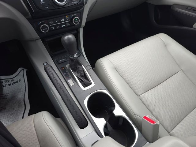 2016 Acura ILX 4dr Sedan w/Premium Pkg - 23008354 - 17