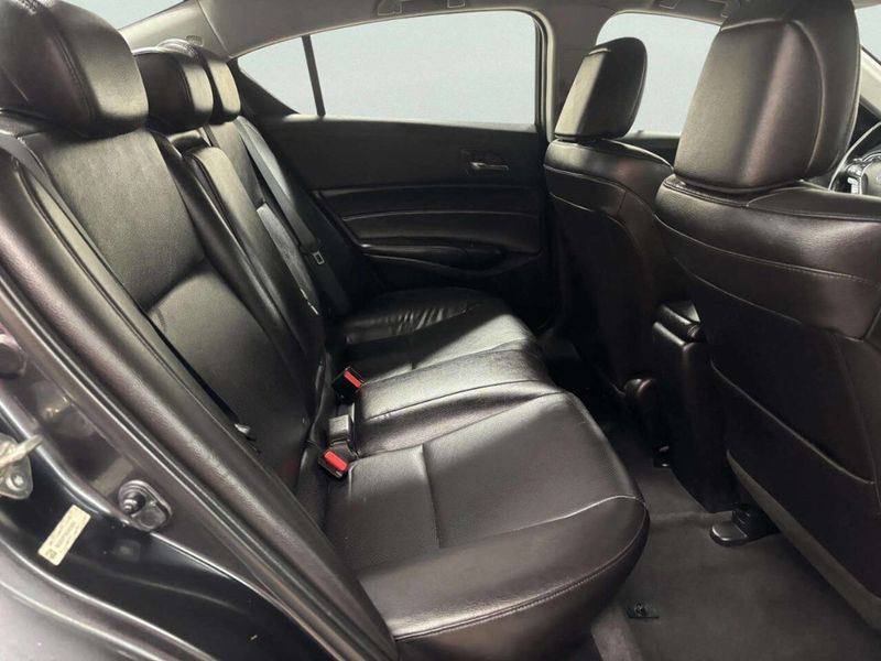 2016 Acura ILX 4dr Sedan w/Technology Plus Pkg - 23035565 - 17