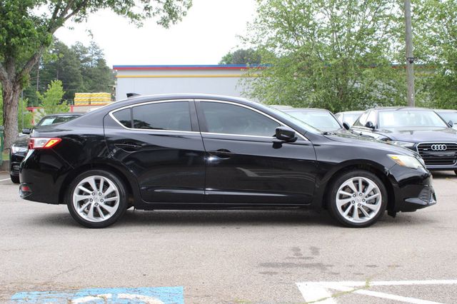 2016 Acura ILX Premium's photo