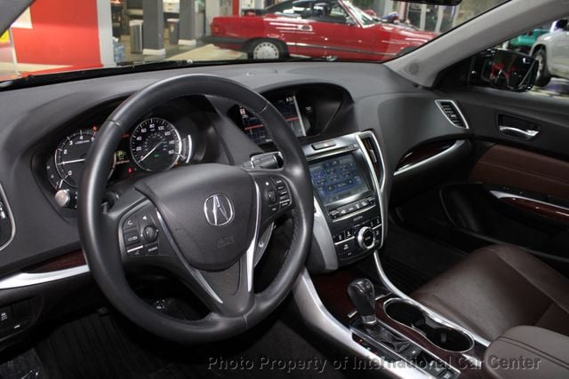 2016 Acura TLX Technology Package photo 12