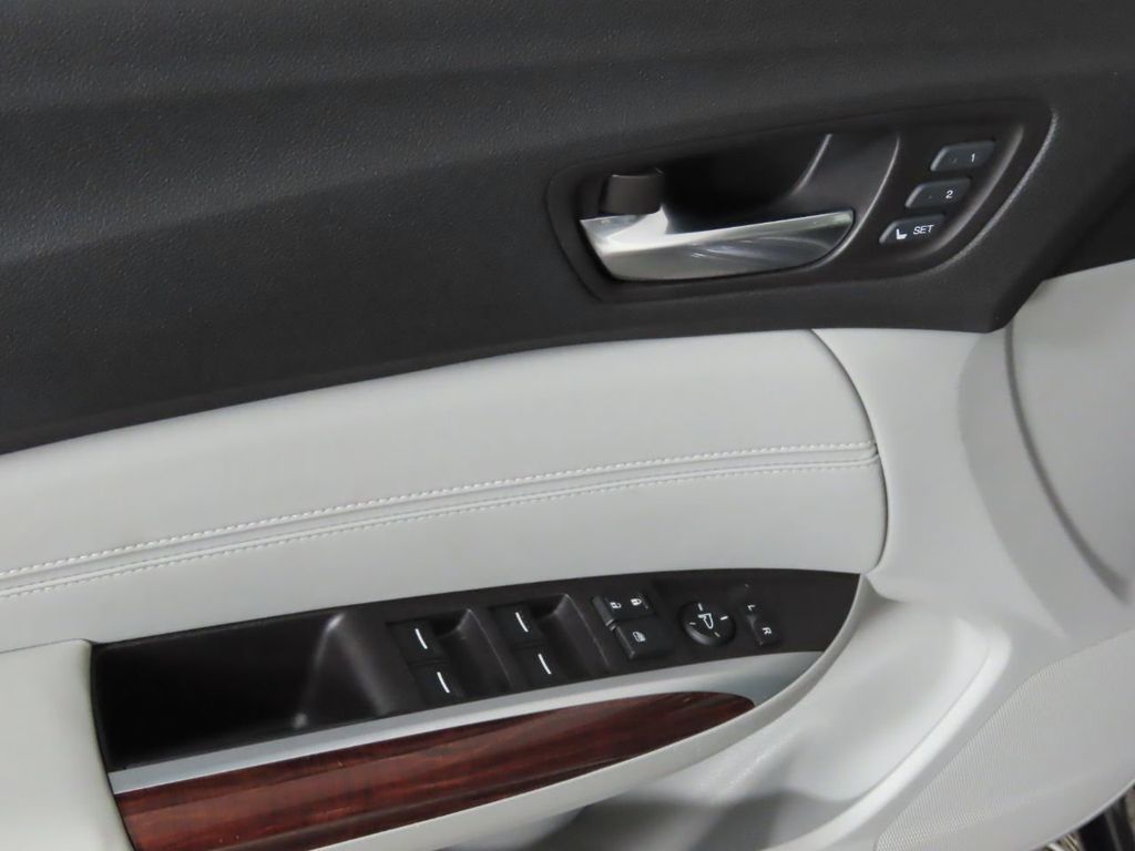 2016 Acura TLX 4dr Sedan FWD V6 Tech - 21177863 - 23