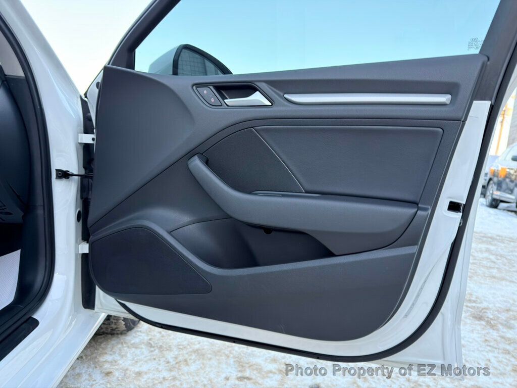 2016 Audi A3 4dr Sedan quattro 2.0T Premium - 22970378 - 23