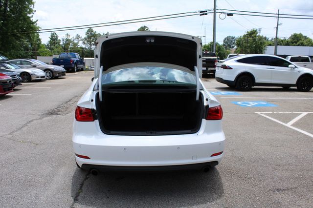 2016 Audi A3 4dr Sedan quattro 2.0T Premium Plus - 23043059 - 8