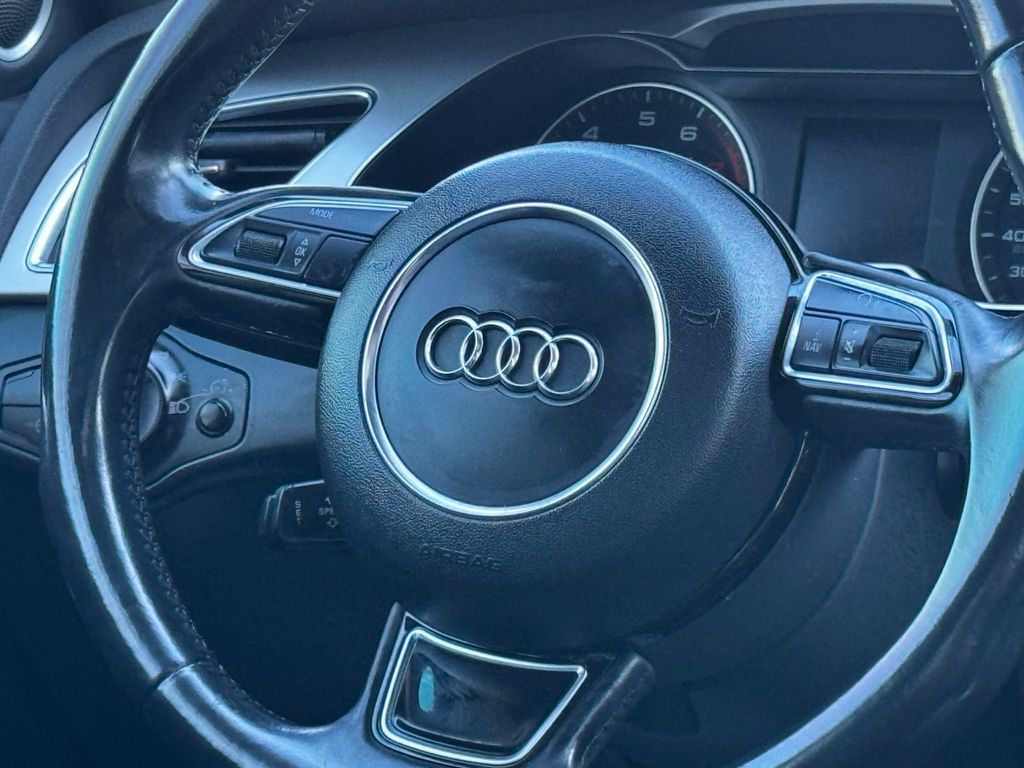 2016 Audi A4 4dr Sedan Automatic quattro 2.0T Premium Plus - 22986193 - 18