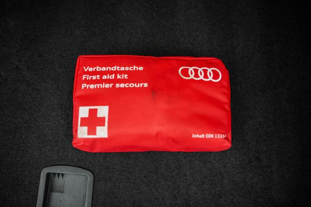 2016 Audi A4 4dr Sedan Automatic quattro 2.0T Premium Plus - 23093275 - 41