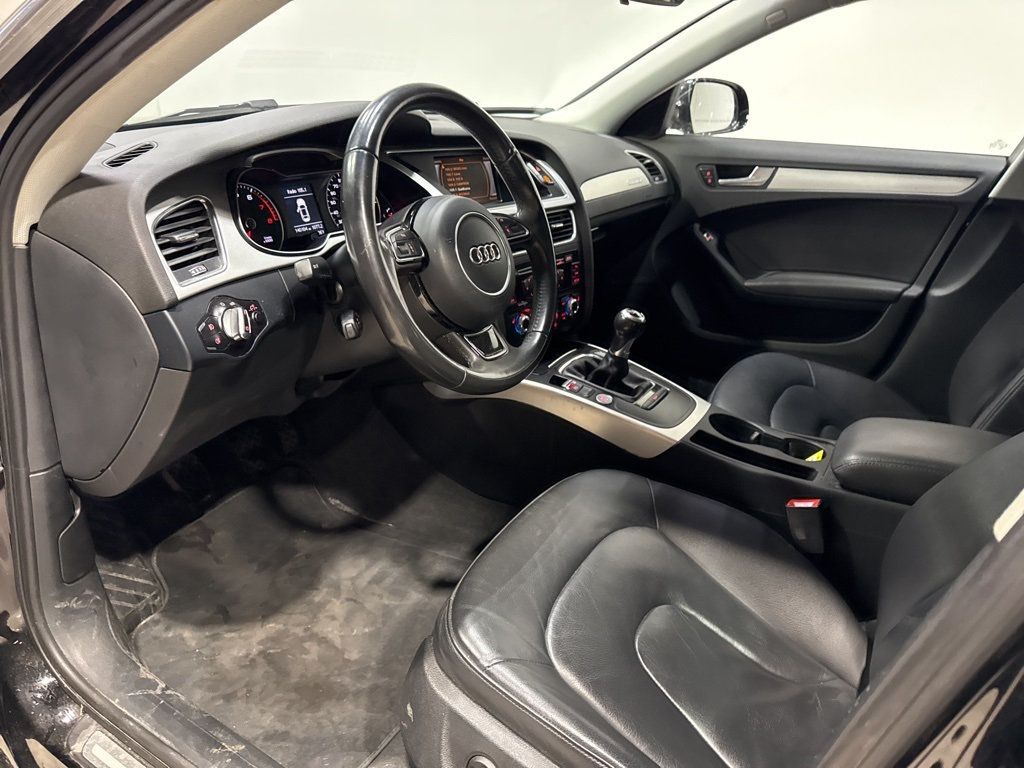 2016 Audi A4 4dr Sedan Manual quattro 2.0T Premium - 22973368 - 27