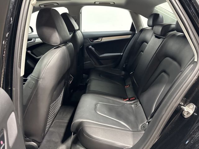 2016 Audi A4 4dr Sedan Manual quattro 2.0T Premium - 22973368 - 33