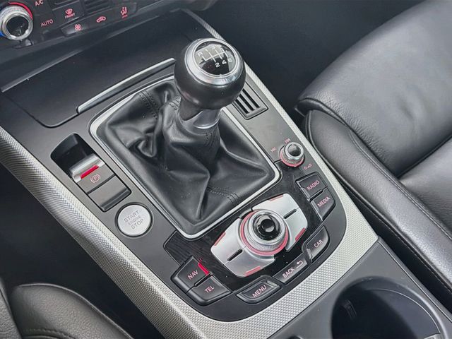 2016 Audi A4 4dr Sedan Manual quattro 2.0T Premium Plus - 23073970 - 16