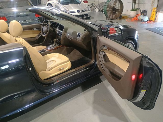 2016 Audi A5 2dr Cabriolet Automatic quattro 2.0T Premium Plus - 22988723 - 35