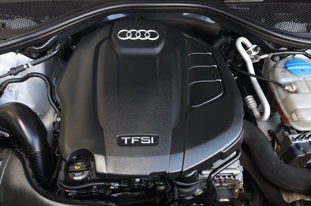 Audi A6 2.0T Premium Plus photo 12