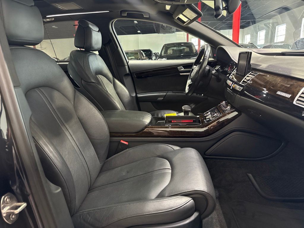 2016 Audi A8 L 4dr Sedan 3.0T - 23059377 - 30