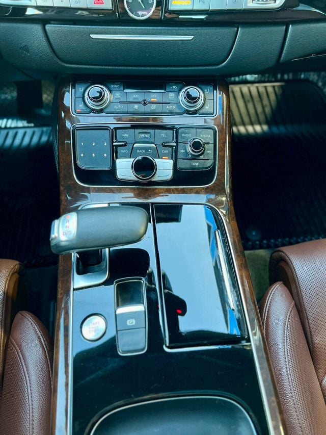 2016 Audi A8 L 4dr Sedan 3.0T - 22981744 - 25