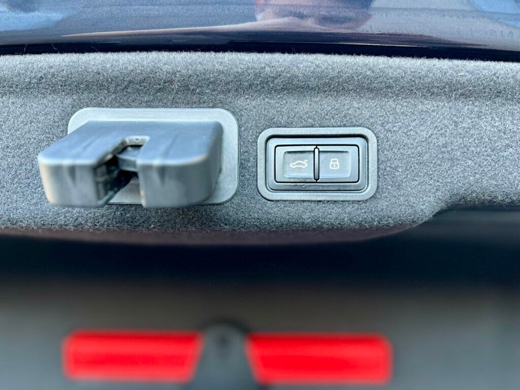 2016 Audi A8 L 4dr Sedan 3.0T - 22981744 - 8