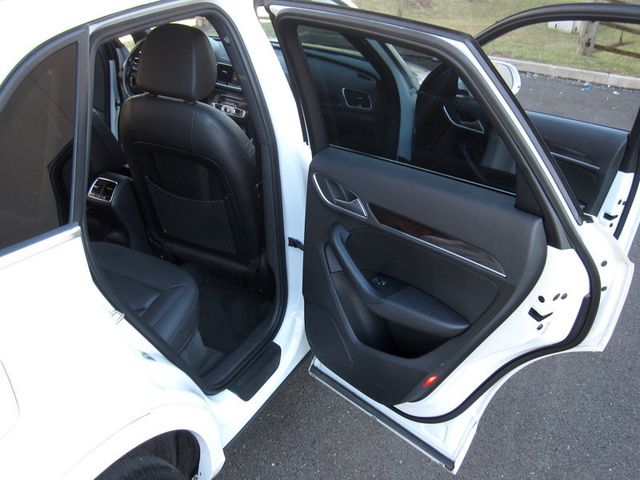 2016 Audi Q3 quattro 4dr 2.0T Premium Plus - 22997166 - 24