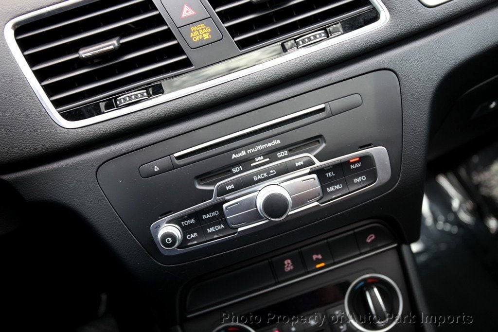 2016 Audi Q3 Prestige photo 37