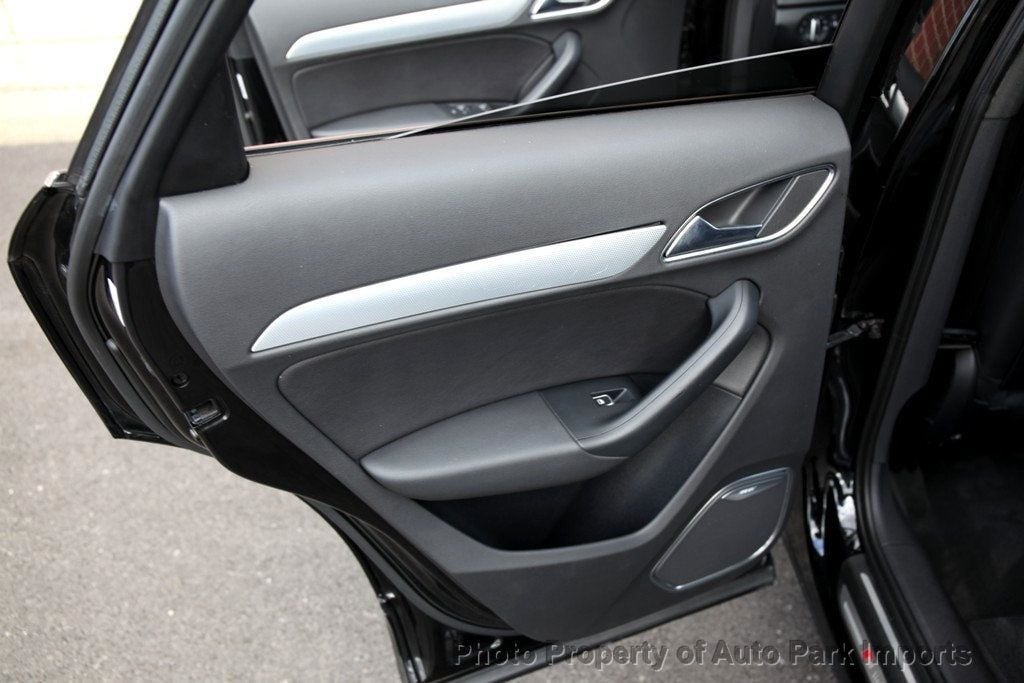 2016 Audi Q3 Prestige photo 49