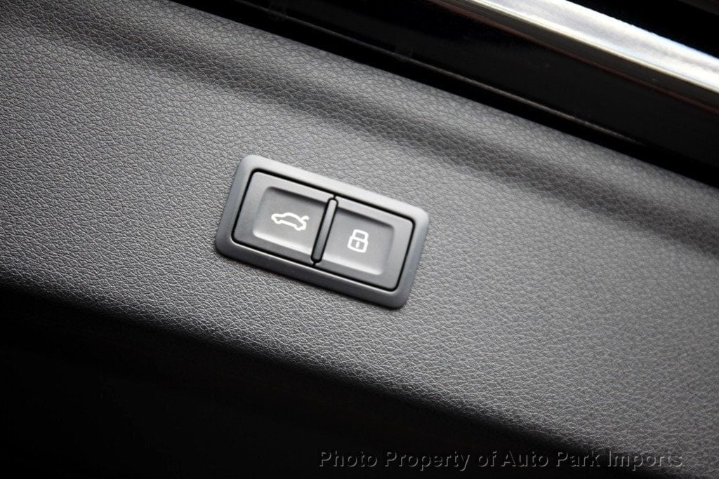 2016 Audi Q3 Prestige photo 53