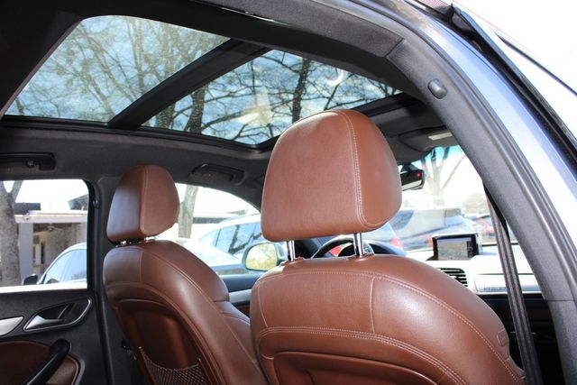 2016 Audi Q3 quattro 4dr 2.0T Prestige - 22981566 - 16